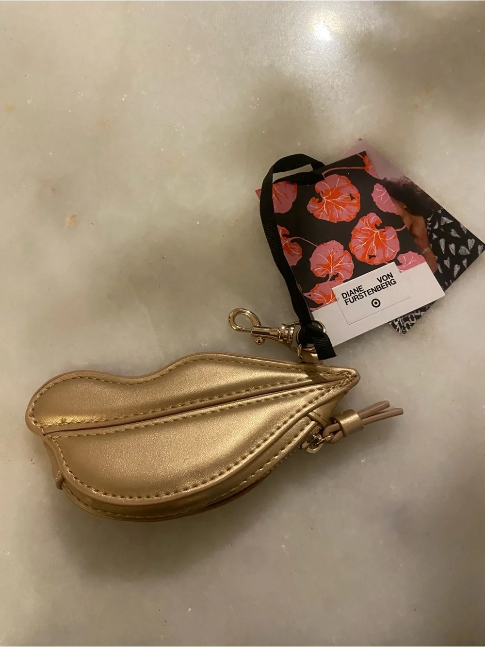 NWT Diane von Furstenberg Gold Lip-Shaped Keychain Pouch DVF